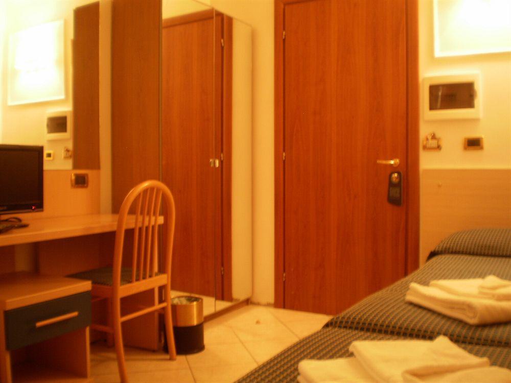 Citta Eterna Guest House Roma Exterior foto