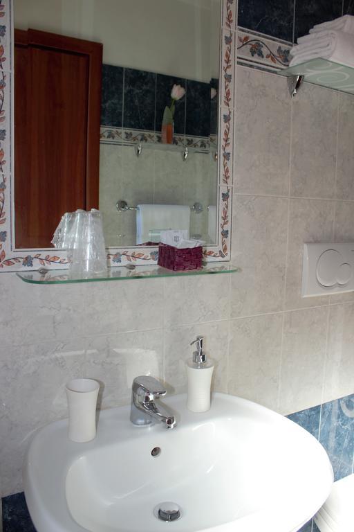 Citta Eterna Guest House Roma Exterior foto