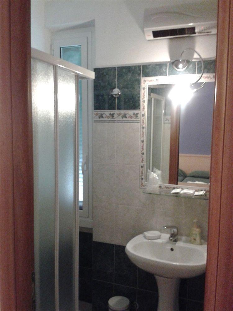 Citta Eterna Guest House Roma Exterior foto