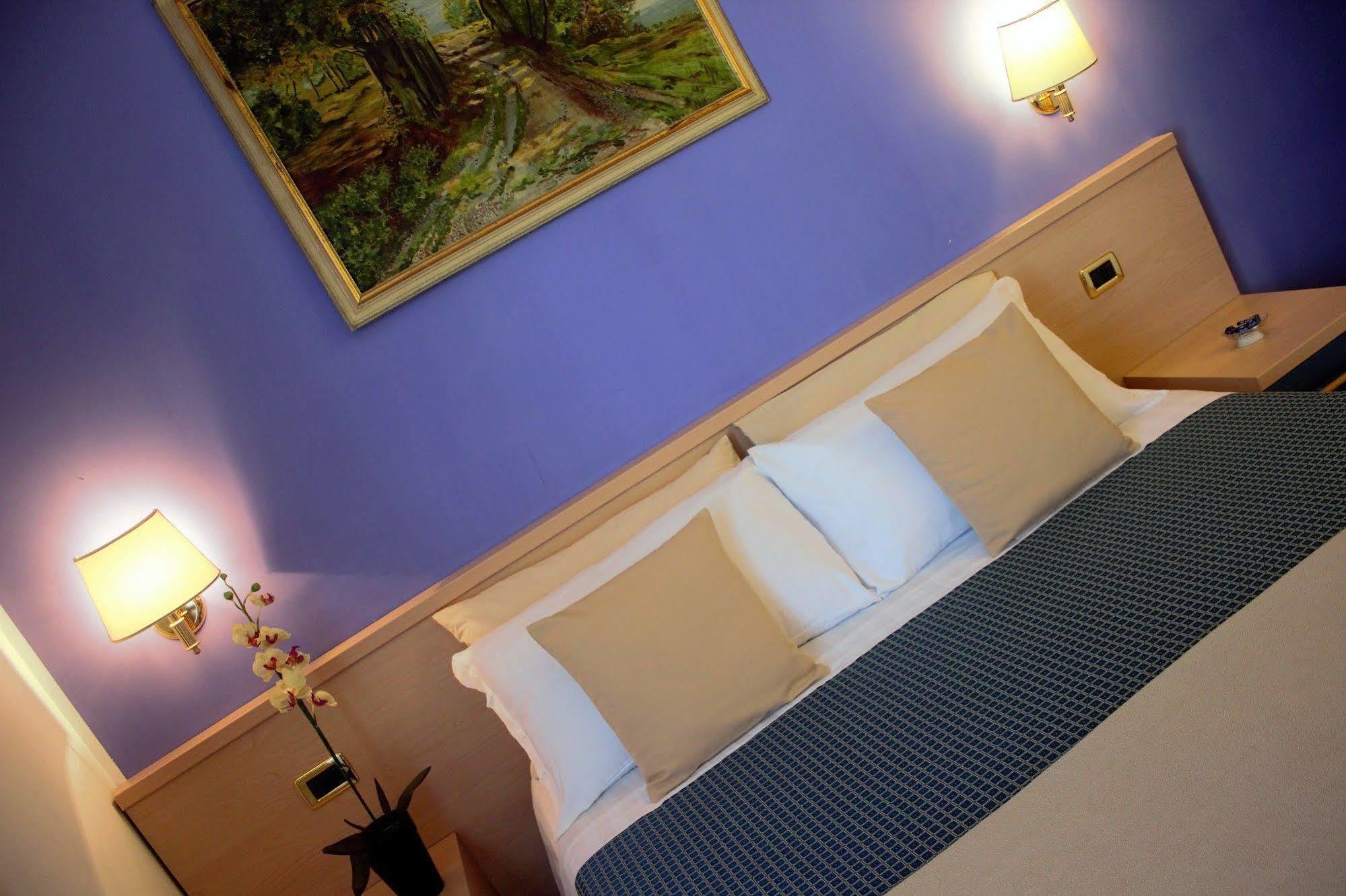Citta Eterna Guest House Roma Exterior foto